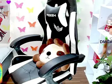 ChangChang_  live sex cam