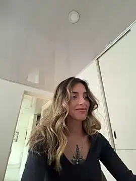 IsadoraGalle_  live sex cam