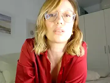 MissFrenchy  live sex cam