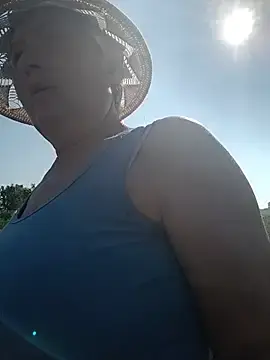 NicoleOlla  live sex cam