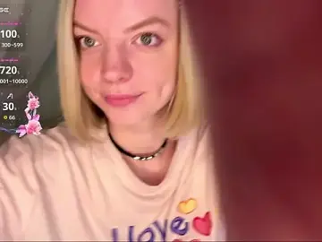 StasyBloom  live sex cam