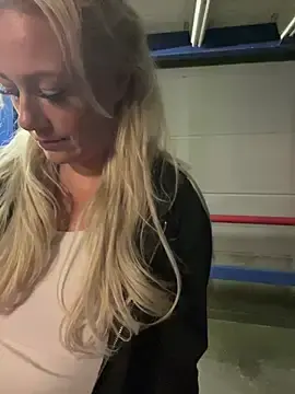 TessaWayne  live sex cam