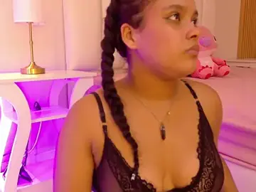 ValeriaJolie  live sex cam