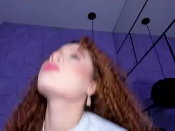 _LittleLia  live sex cam