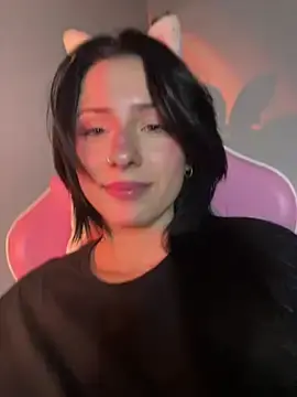 Alaskahosh  live sex cam