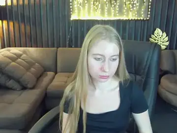 Alina_Blonde  live sex cam