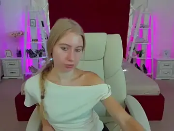 Alina_Blonde  live sex cam