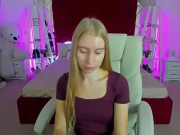 Alina_Blonde  live sex cam