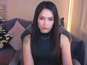 CarolineGuthrie  live sex cam