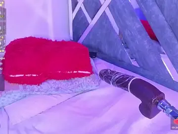 CataleyaGlow  live sex cam