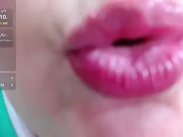 Kerly_Doll  live sex cam