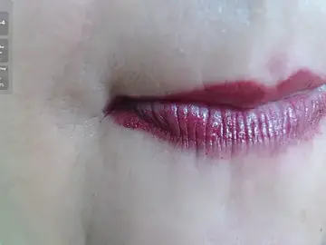 Kerly_Doll  live sex cam