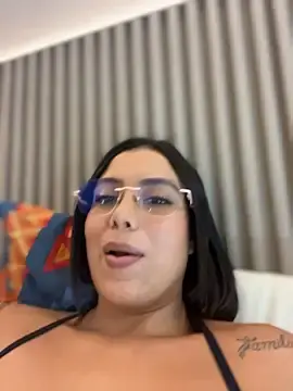 Lauren  live sex cam