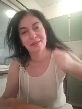 Lizza80  live sex cam