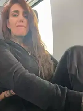Tyraride  live sex cam