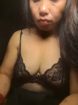 Yai_baby  live sex cam