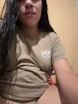 Yammmg  live sex cam