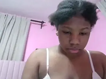 YummyGirlBubbles  live sex cam