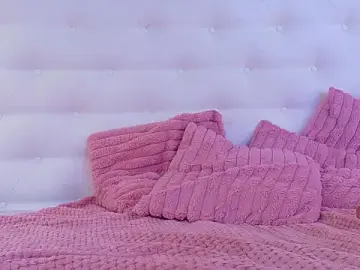 Karissia  live sex cam