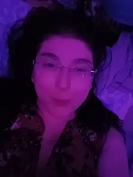 Starfucker420XO  live sex cam