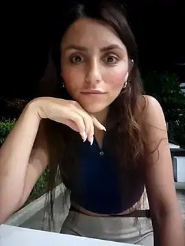 Izabella_Bella  live sex cam