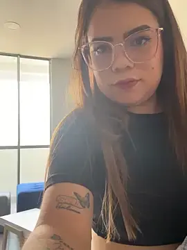 Nicoll_valentina_  live sex cam