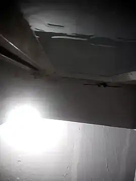 Srsti_76  live sex cam