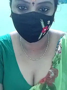 Yoga-mithraa  live sex cam