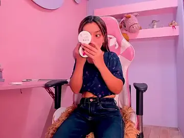 CharlotteMuller  live sex cam