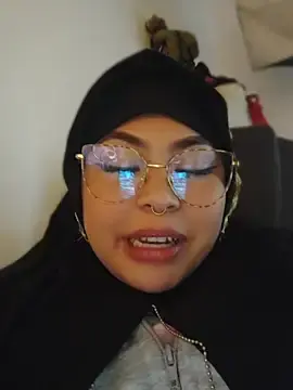 Elinaax  live sex cam