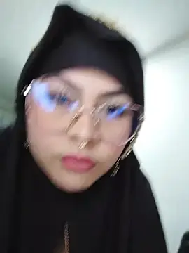 Elinaax  live sex cam