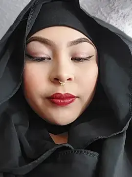 Elinaax  live sex cam