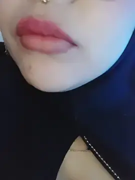 Elinaax  live sex cam