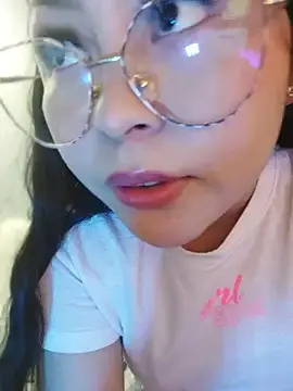 Elinaax  live sex cam
