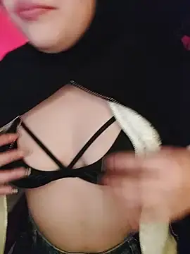 Elinaax  live sex cam