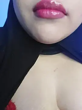 Elinaax  live sex cam
