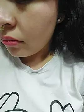 Elinaax  live sex cam