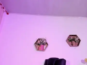 Misha_Lover  live sex cam