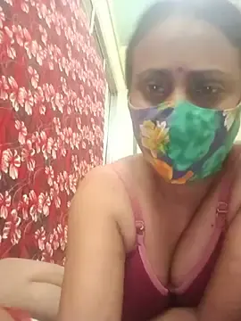 Simi-hot-boudi  live sex cam