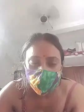 Simi-hot-boudi  live sex cam
