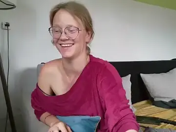 Little-leni  live sex cam