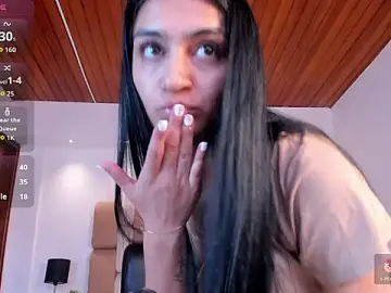 AidaJones  live sex cam