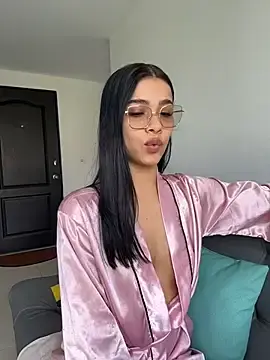 Bella_Smiith_  live sex cam