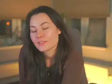 BlossomRoehm  live sex cam