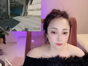 Daisy-77  live sex cam