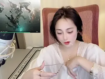 Daisy-77  live sex cam