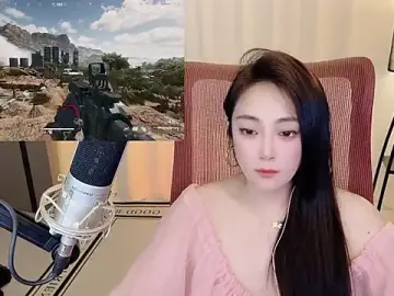 Daisy-77  live sex cam