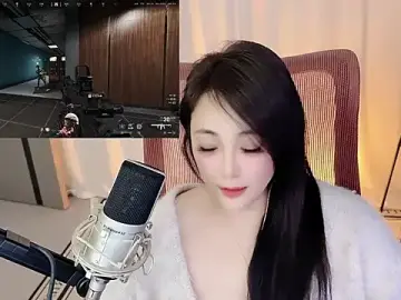 Daisy-77  live sex cam