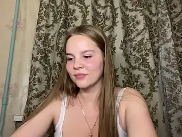 Peekinside  live sex cam