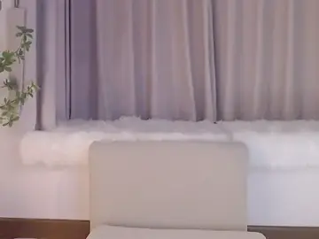 Wind-kiss668  live sex cam